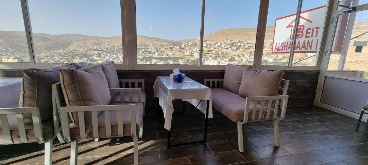 Beit Alshabaan Inn Wadi Musa Exteriör bild